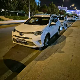 Toyota RAV4 2017