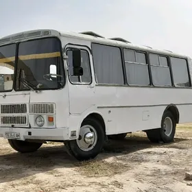 ПАЗ 3205 1990