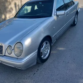 Mercedes-Benz E430 1999
