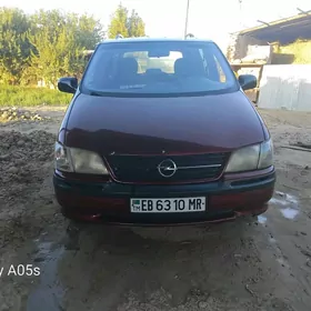 Opel Sintra 1998