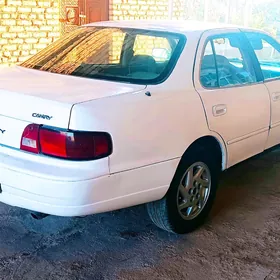Toyota Camry 1997