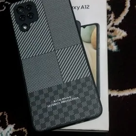 Samsung A12