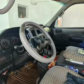 Toyota Hiace 2008