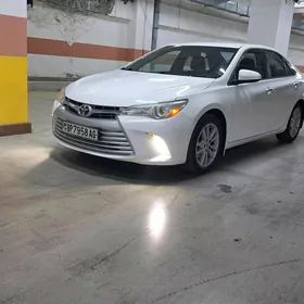 Toyota Camry 2016