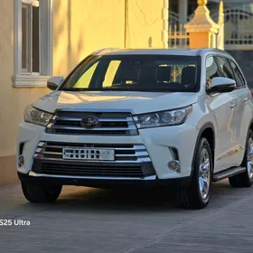 Toyota Highlander 2019