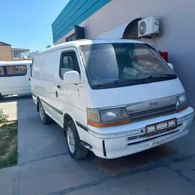 Toyota Hiace 1990