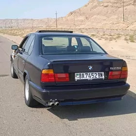 BMW 525 1990