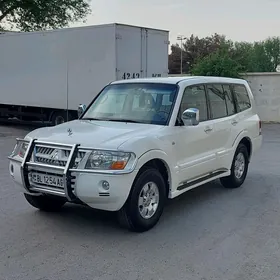 Pajero ulag hyzmaty