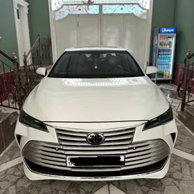 Toyota Avalon 2019