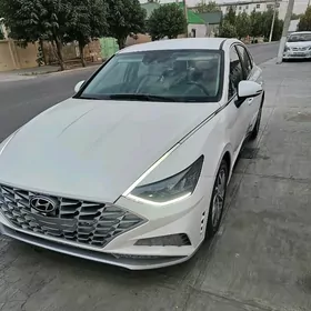 Hyundai Sonata 2022