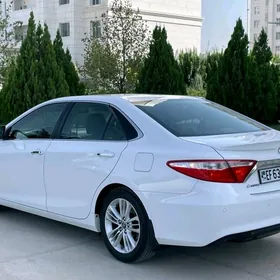 Toyota Camry 2015