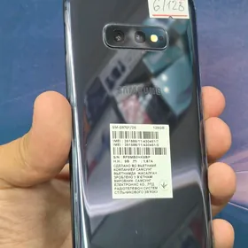 Samsung S10e