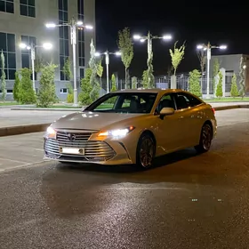 Toyota Avalon 2022