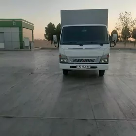 Mitsubishi Canter 2011