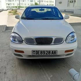 Daewoo Leganza 2002