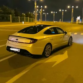 Hyundai Sonata 2021
