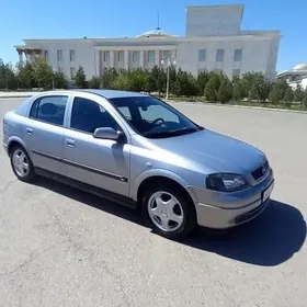 Opel Astra 2003