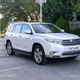 Toyota Highlander 2011