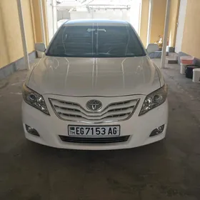 Toyota Camry 2010