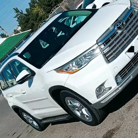 Toyota Highlander 2014