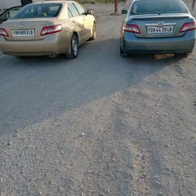 Toyota Camry 2010
