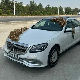 Mercedes-Benz S-Class 2006