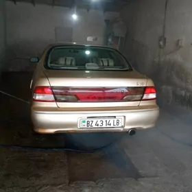 Infiniti I30 1998