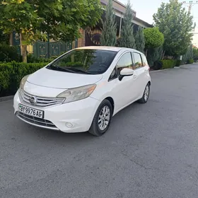 Nissan Versa 2015