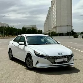 Hyundai Elantra 2021