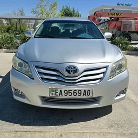Toyota Camry 2010