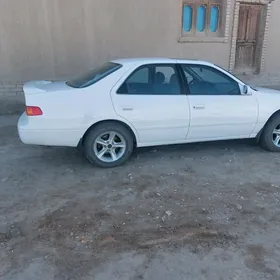 Toyota Camry 1997