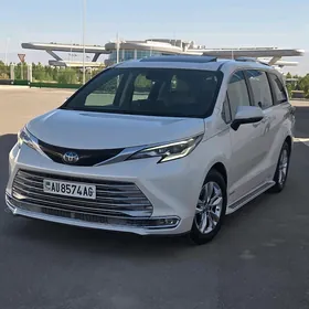 Toyota Sienna 2021