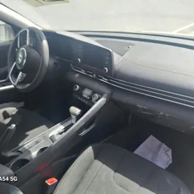 Hyundai Elantra 2021