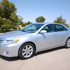 Toyota Camry 2010