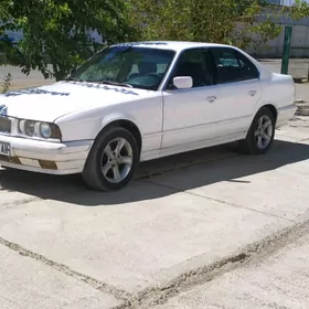 BMW 525 1990