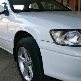 Toyota Camry 2001