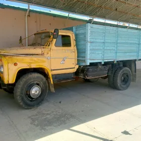 Gaz 52 1982