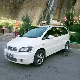 Opel Zafira 2002