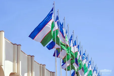 Президент Туркменистана поздравил Мирзиёева с Днём независимости Узбекистана