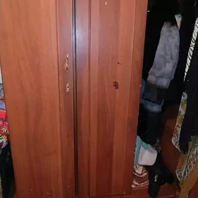 şkaf