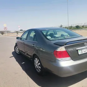 Toyota Camry 2005
