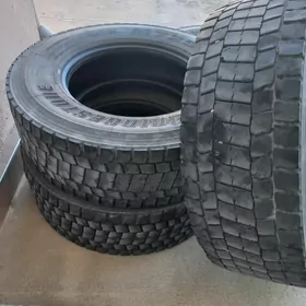 315.70R22.5 Teker
