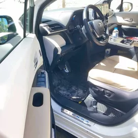 Toyota Sienna 2021