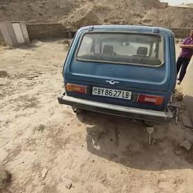 Lada Niva 1985