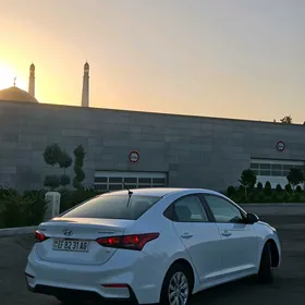 Hyundai Accent 2021
