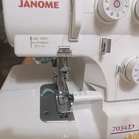 JUKKI и JANOME