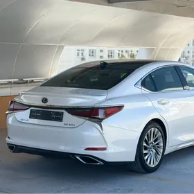 Lexus ES 350 2020