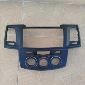 Hilux salon ramka 2006-2015