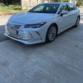 Toyota Avalon 2019