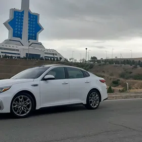 Kia Optima 2020